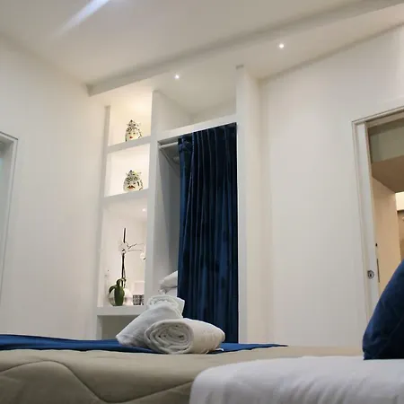 Civitas ゲストハウス 3*